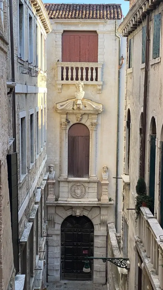 facciata calle grimani